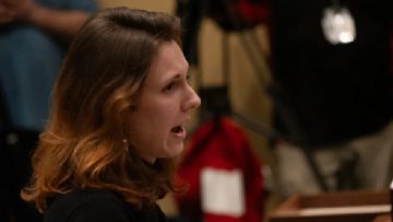 16 Yaşında Cinsiyet Değiştirme Ameliyatına Alınan Eski Transseksüel Doktorlarına Dava Açtı