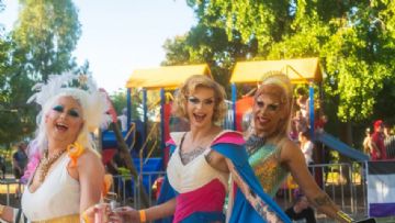 Avustralya'nin Önde Gelen Sirketleri LGBT Festivallerine Mali Destek Sunmayacaklarini Açikladi