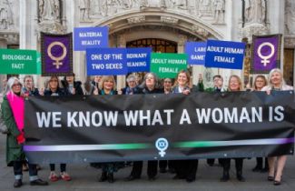 Birleşik Krallık Yüksek Mahkemesi, “Trans Kadınlar Kadın Değildir” Dedi