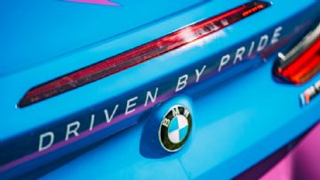 BMW LGBT'yi Destekliyor mu?