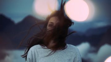 Cinsiyet Değiştirme Sürecindeki Bir Genç Kadının Kendini Bulma Hikayesi