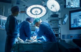 Makale: Testosteron Kullanan Kadınlarda Histerektominin Olası Yan Etkileri