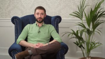 Cinsiyet Ideolojisine Karsi Çiktigi için Mesleginden Men Edildi