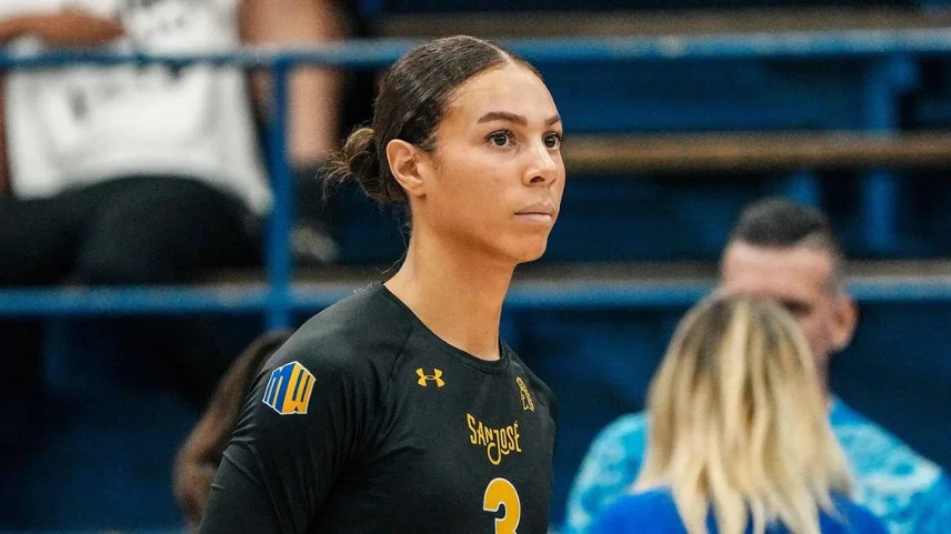 Erkek Sporcu Cinsiyetini Gizleyerek Kadınlar Voleybol Turnuvasına Katıldı