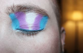 Genç Kadın, Trans Erkek Olarak Geçirdiği Bir Yılda Yaşadıklarını Anlattı