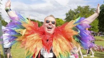 Ingiltere ve Iskoçya'daki LGBT Kuruluslarinda Çocuk Istismari Skandallari