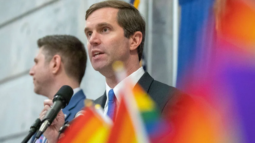 Kentucky valisi çocukları transseksüellikten koruyan tasarının veto edilmesini savunması üzerine tepki topladı