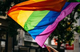 LGBT gökkuşağı anlamı nedir ve renkleri neleri temsil eder? 