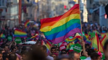 LGBT'nin Yasallaşma Süreci: Türkiye'de Değişen Dinamikler ve Dernekleşme