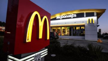 McDonald's, LGBT Dahil Çesitlilik Politikalarinda Geri Adim Atiyor