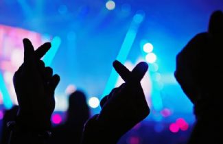 K-Pop Gruplarının LGBT Hareketine Desteği: BLACKPINK, BIGBANG, TWICE ve Diğerleri