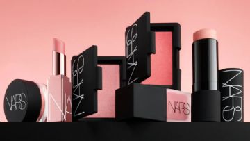 NARS Cosmetics LGBT'yi Destekliyor mu?