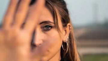 Ögretmen Bir Annenin Gözünden Transseksüellik ve Cinsiyet Ideolojisi
