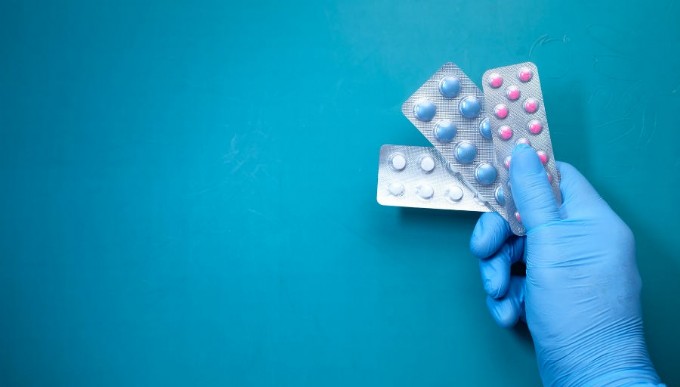 Karşı cinsiyet hormonları
