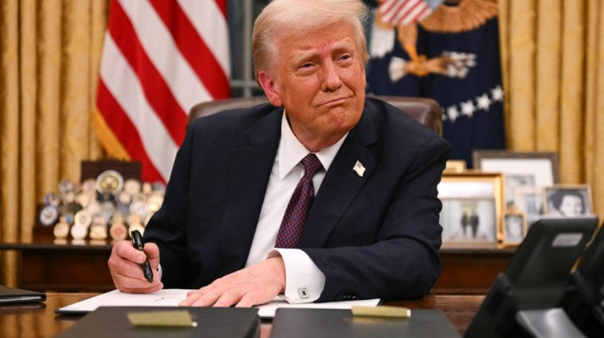 donald trump trans ideoloji